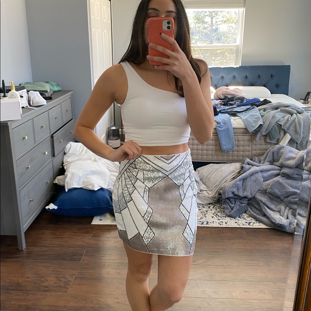 White and Silver Sequins Mini Skirt - Picture 7 of 7